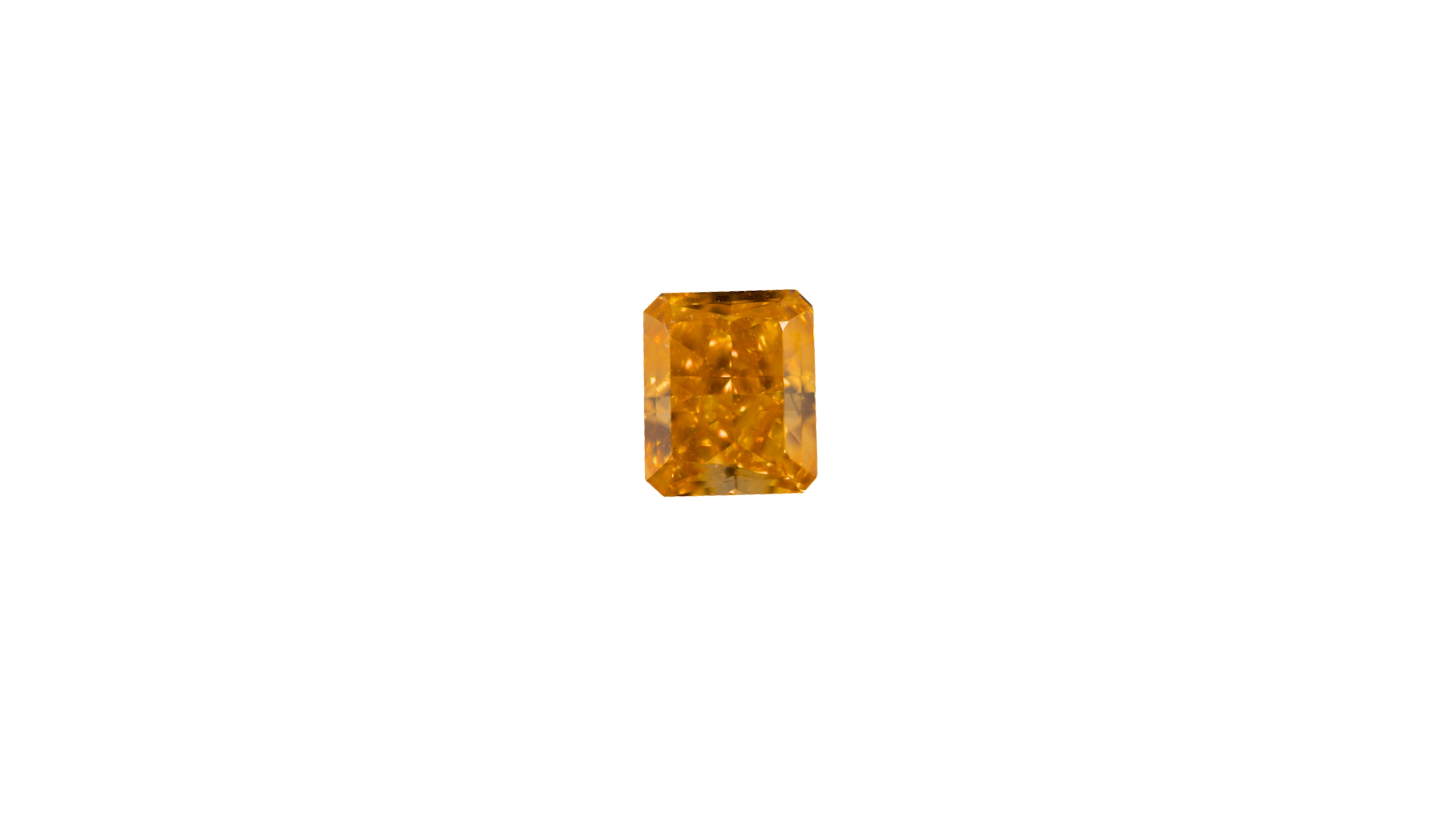 Fancy Vivid Yellowish Orange Diamond