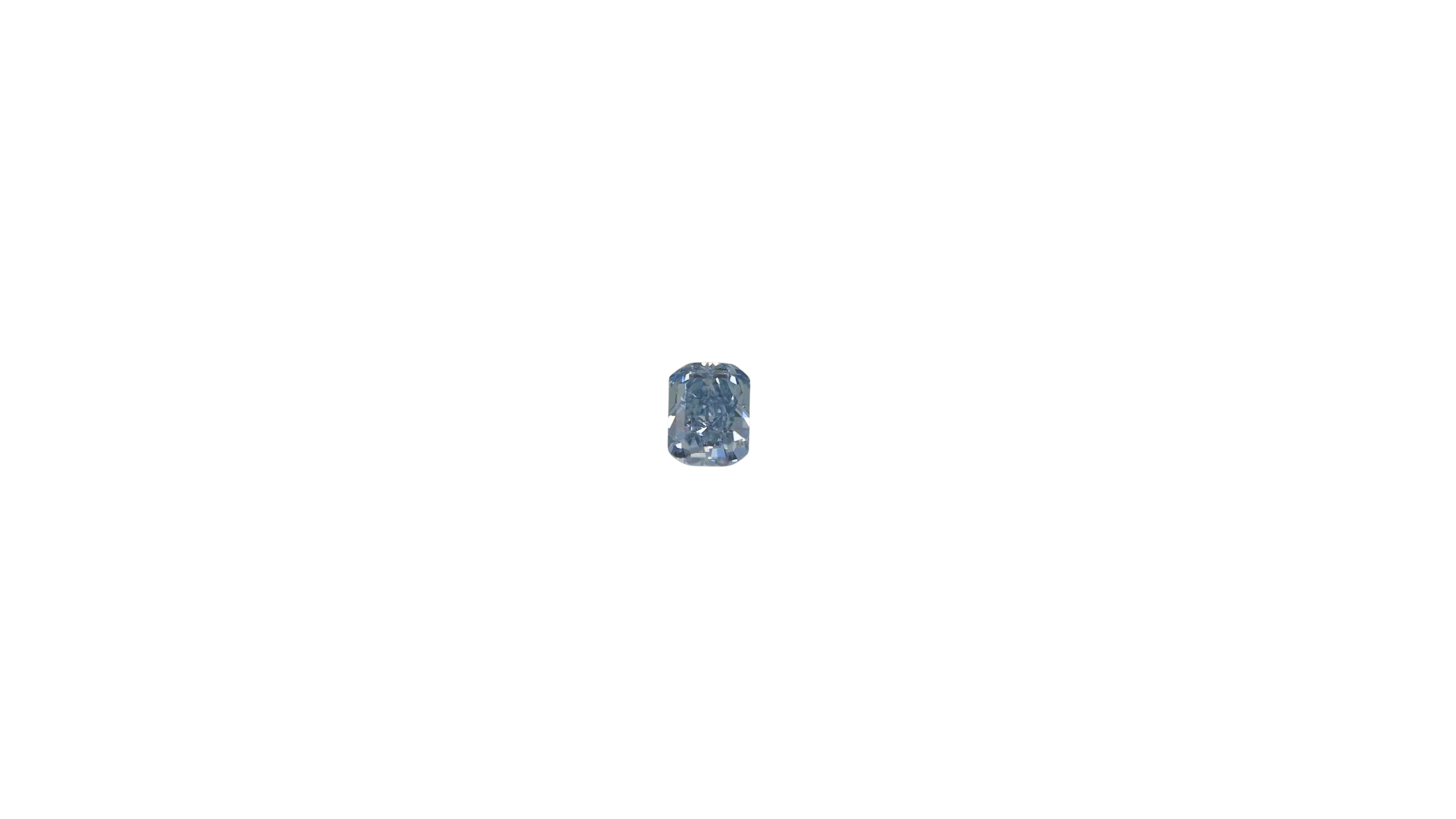 Fancy Vivid Blue